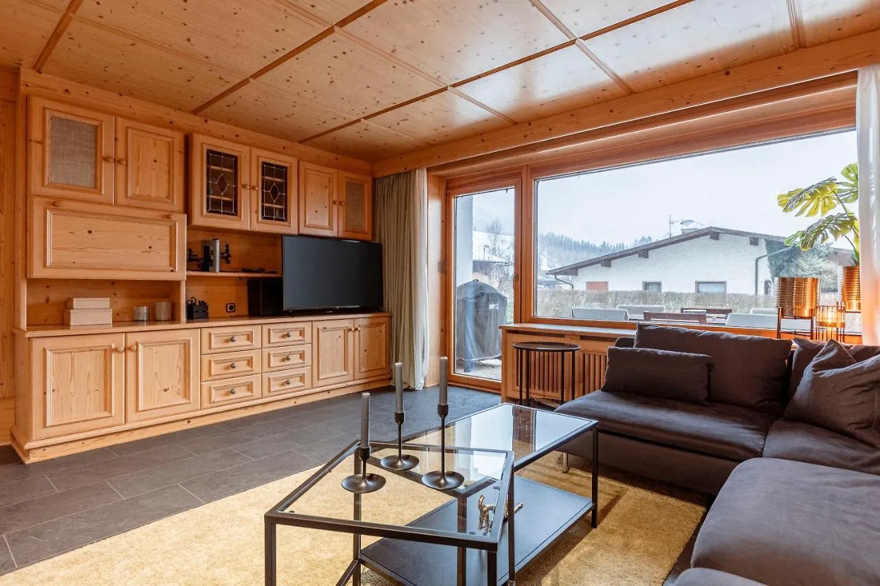 Neu Saniertes Ferienhaus Mit Grossem Garten Mieders 0*,  Austria